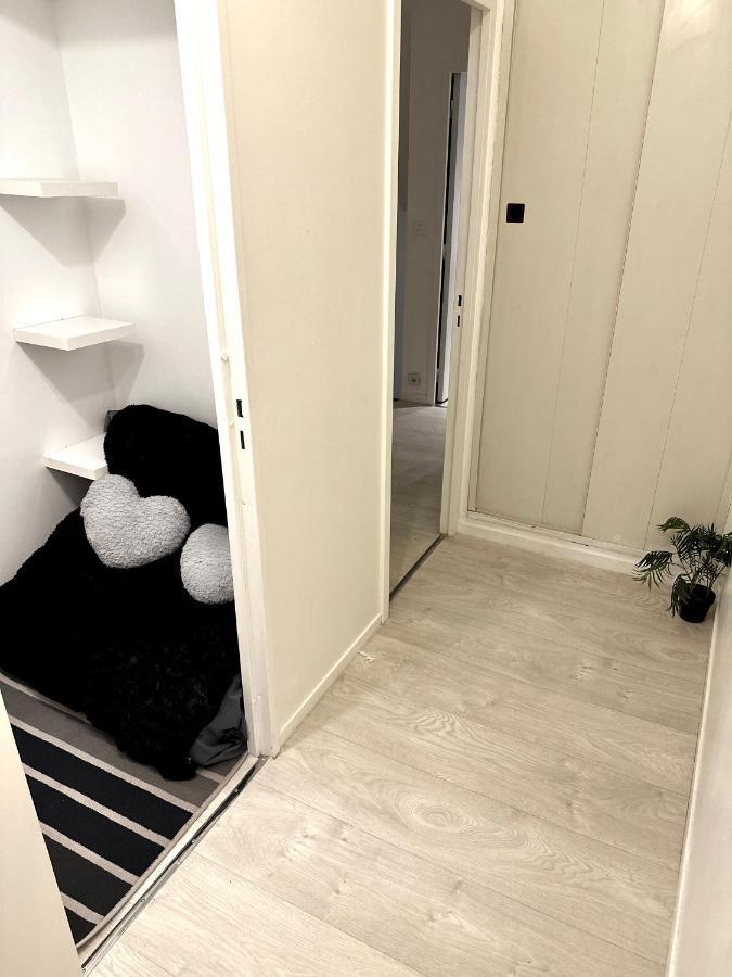 Jolie Appartement Duplex 2 Min Gare-Disney Et Paris 15 Min Noisy-le-Grand Exteriör bild