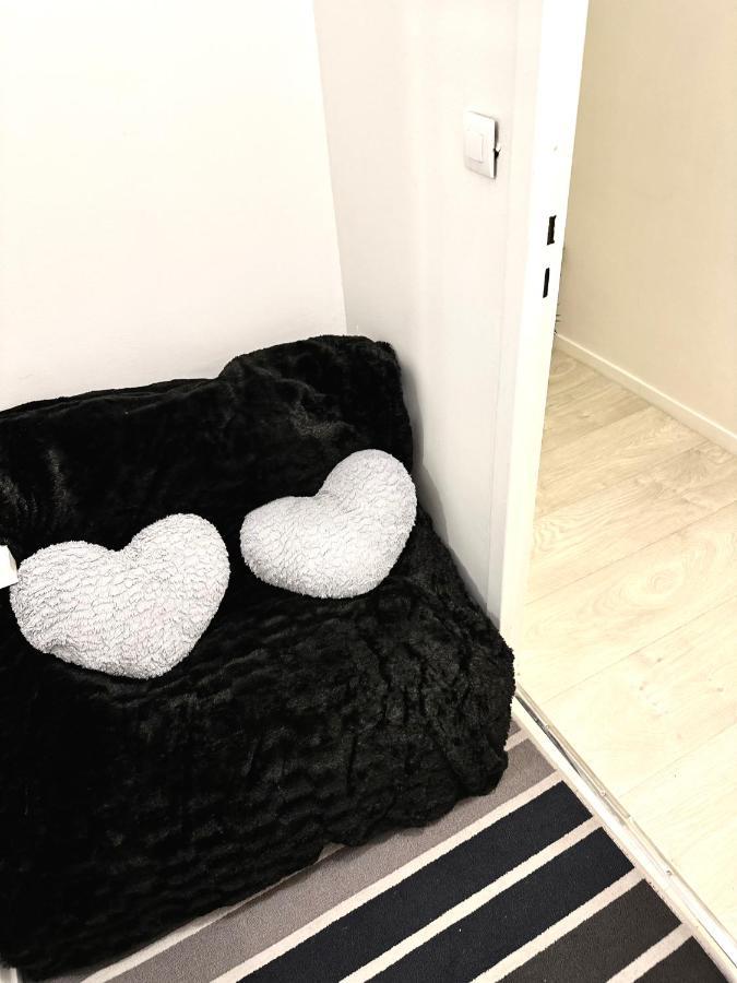 Jolie Appartement Duplex 2 Min Gare-Disney Et Paris 15 Min Noisy-le-Grand Exteriör bild