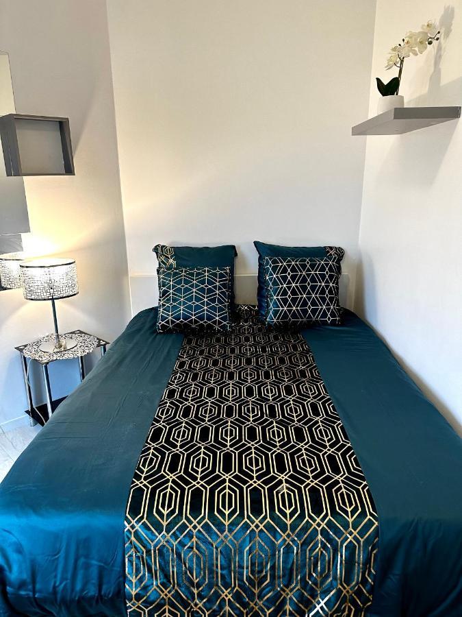 Jolie Appartement Duplex 2 Min Gare-Disney Et Paris 15 Min Noisy-le-Grand Exteriör bild
